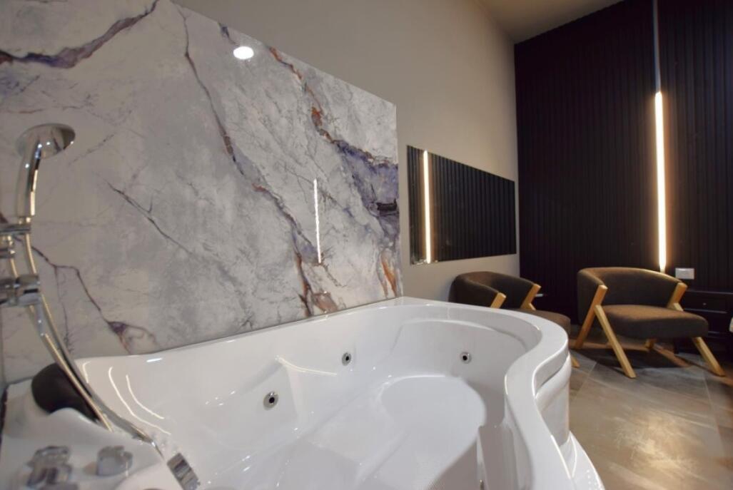 סוויטה 7 - קסם של רגע - אירוח מפנק בהרצליה פיתוח 109103