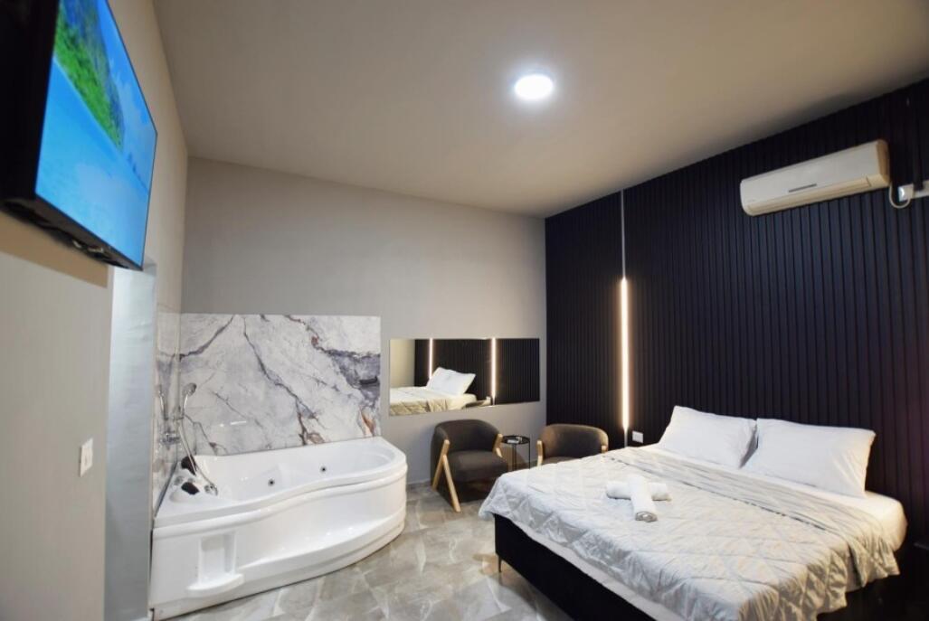 סוויטה 7 - קסם של רגע - אירוח מפנק בהרצליה פיתוח 109109