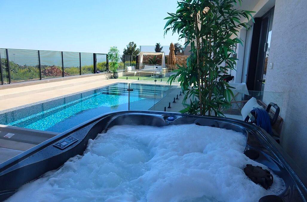 המתחם החיצוני - יוקרה בצפון - כולנו צריכים מדי פעם שקט 94274