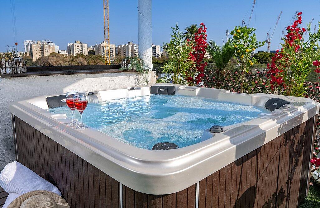 הפנטהאוז - אהבה בתל אביב | חדרי אירוח ונופש בתל אביב 147681