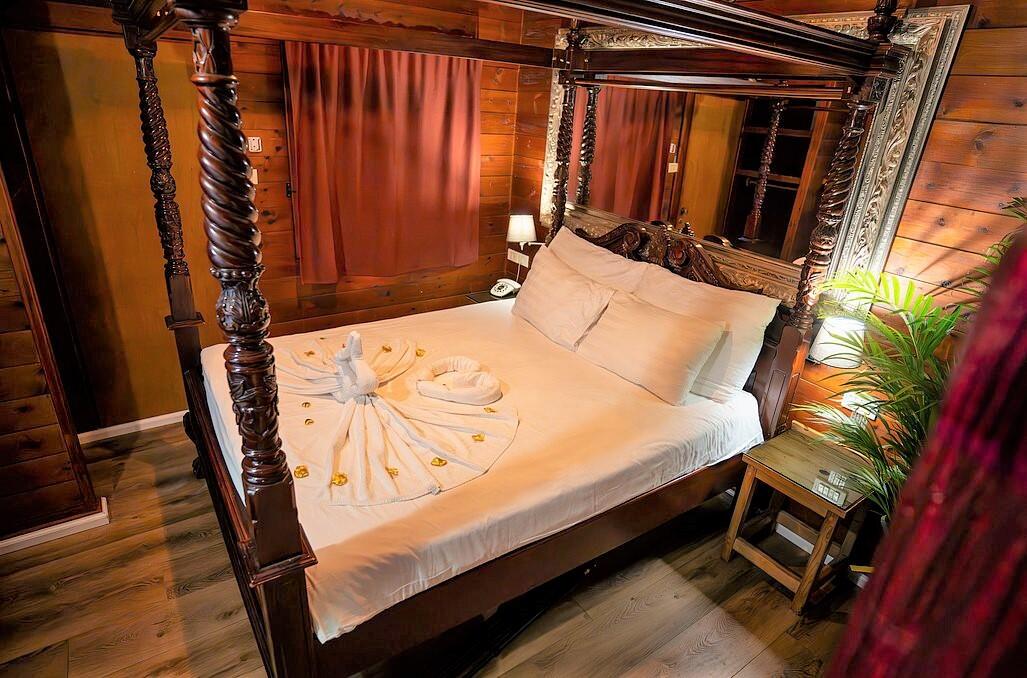 צימרים עם ג'קוזי פרטי - נווה בר - מלון בוטיק בכפר 89127