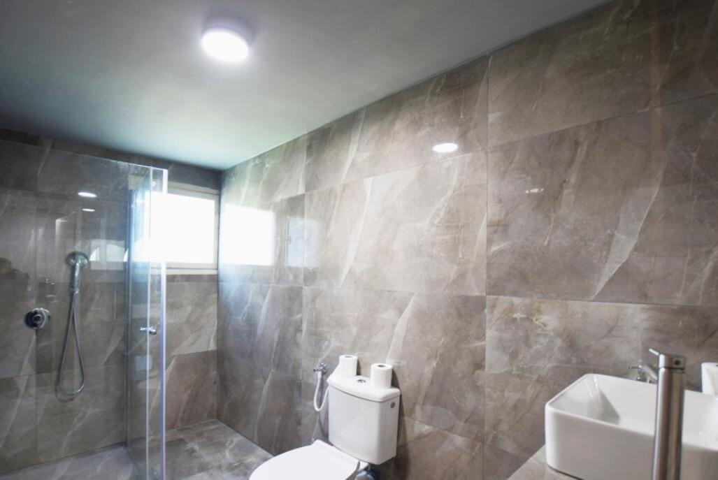 סוויטה 7 - קסם של רגע - אירוח מפנק בהרצליה פיתוח 109108