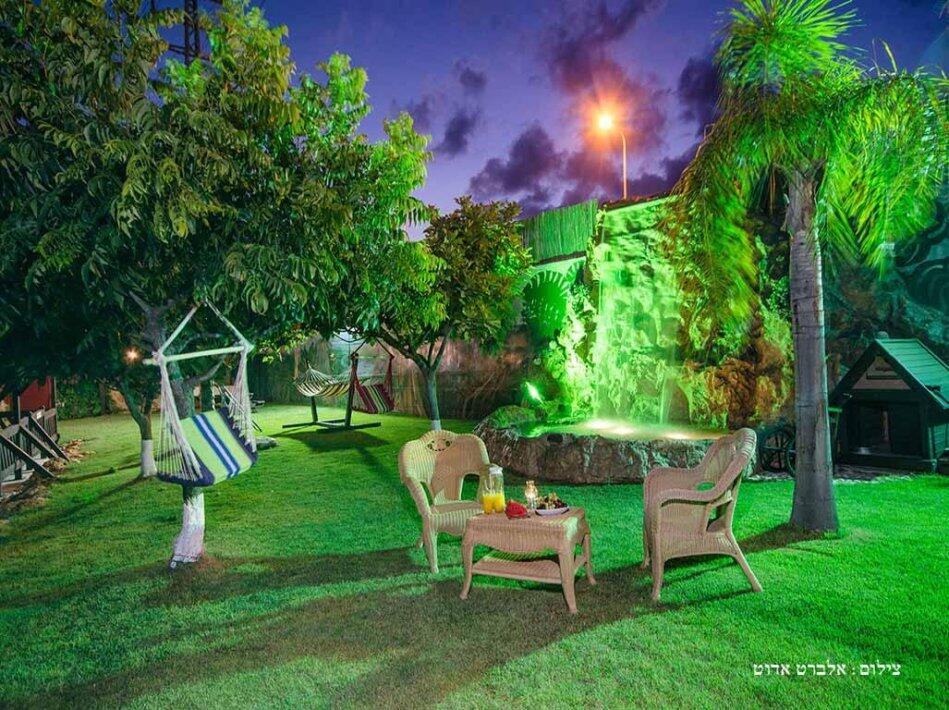 המתחם החיצוני - הבקתות של סיוון - רומס 4 יו 17167