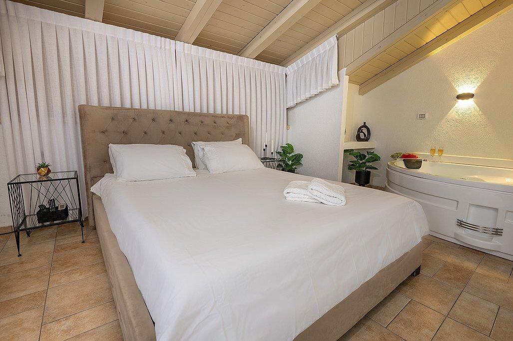 הסוויטות - סוויטות בוסתן האהבה בגליל - פרטיות, פינוק ונוף גלילי 148252