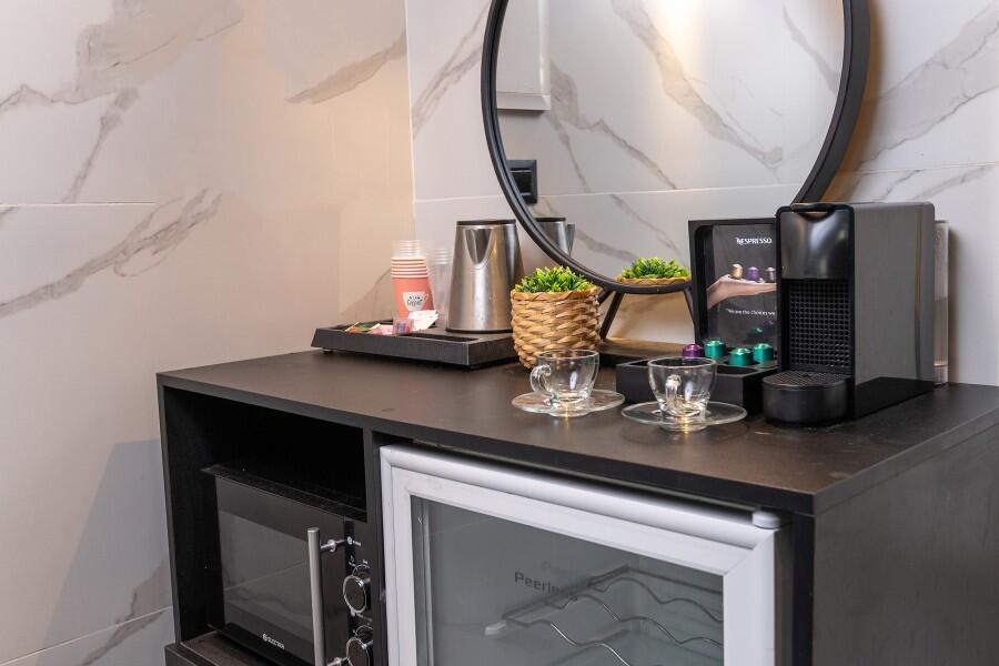 סוויטת בריכה פרטית לזוגות - לאגו סוויט - Lago Suite אירוח לפי שעה 107814