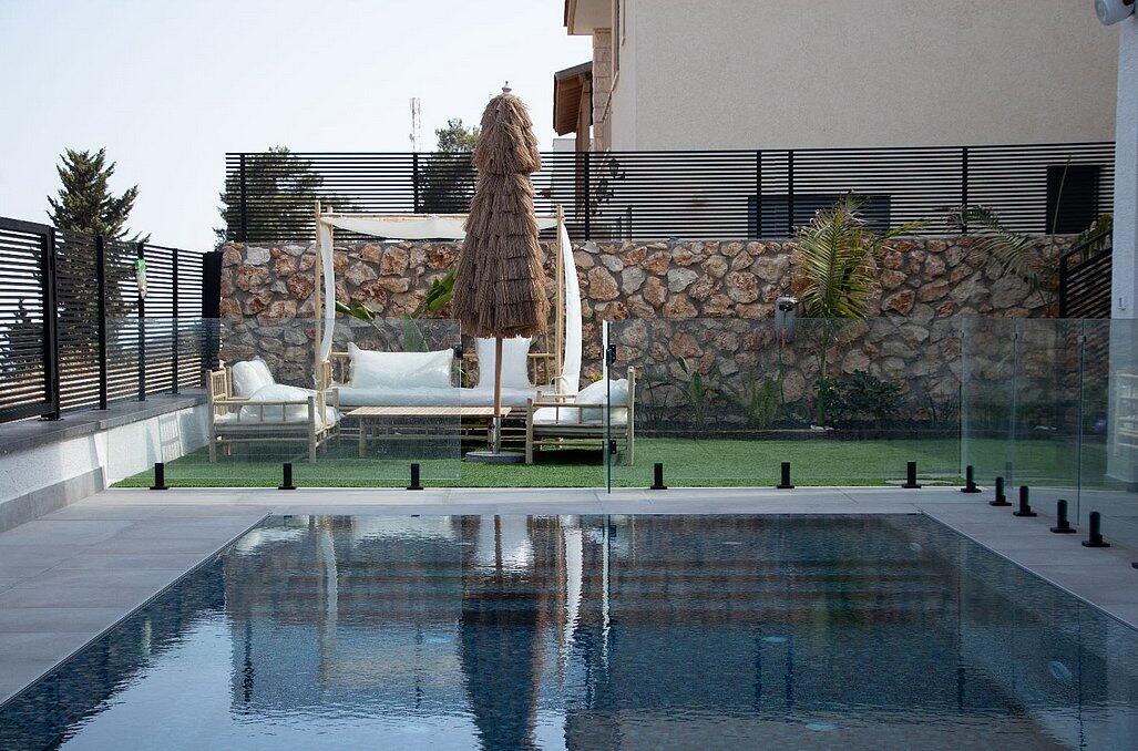 המתחם החיצוני - יוקרה בצפון - כולנו צריכים מדי פעם שקט 94279