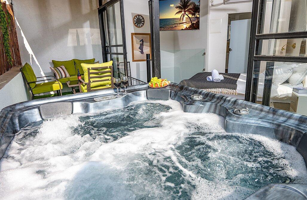 דופלקס בוטיק - אהבה בתל אביב | חדרי אירוח ונופש בתל אביב 147761