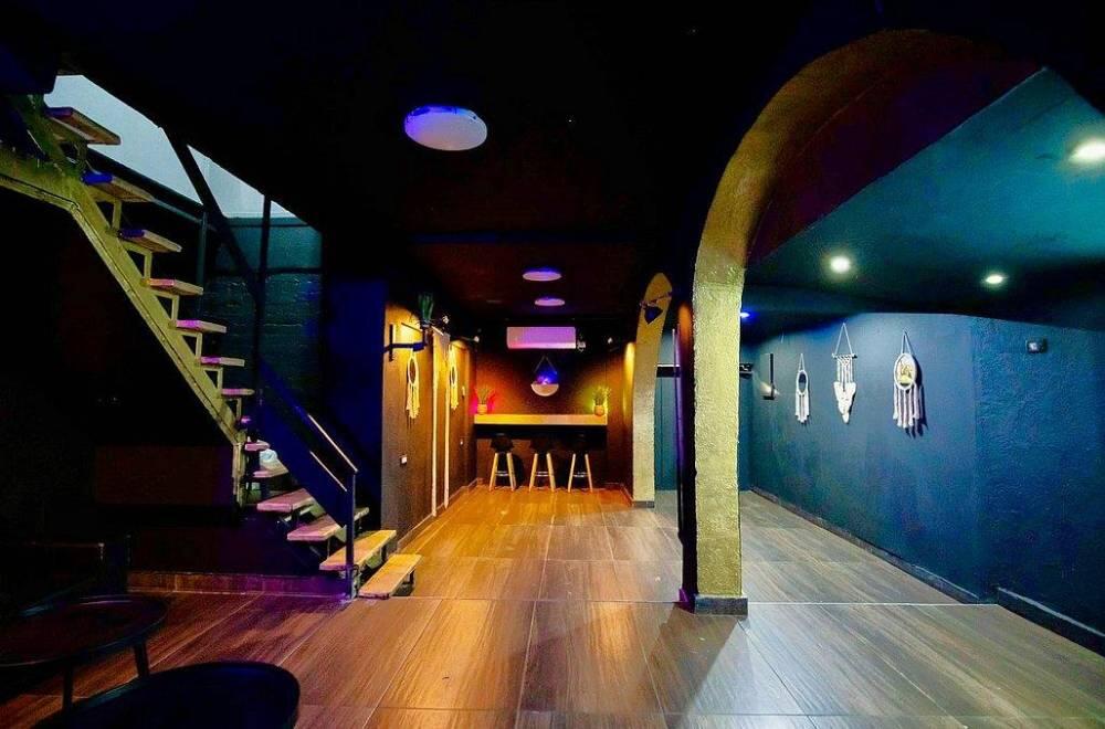 מתחם הבריכה והג'קוזי - וילה 117 - אירוח שעתי לזוגות בתל אביב 122097