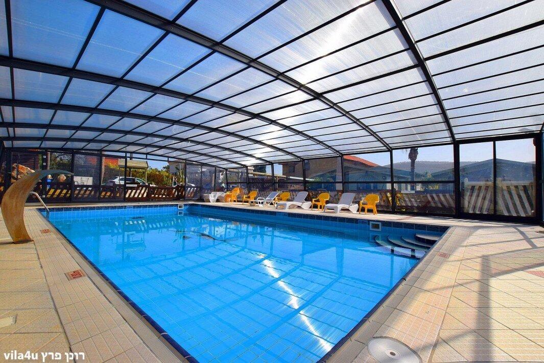 המתחם החיצוני - הבקתות של סיוון - רומס 4 יו 17182