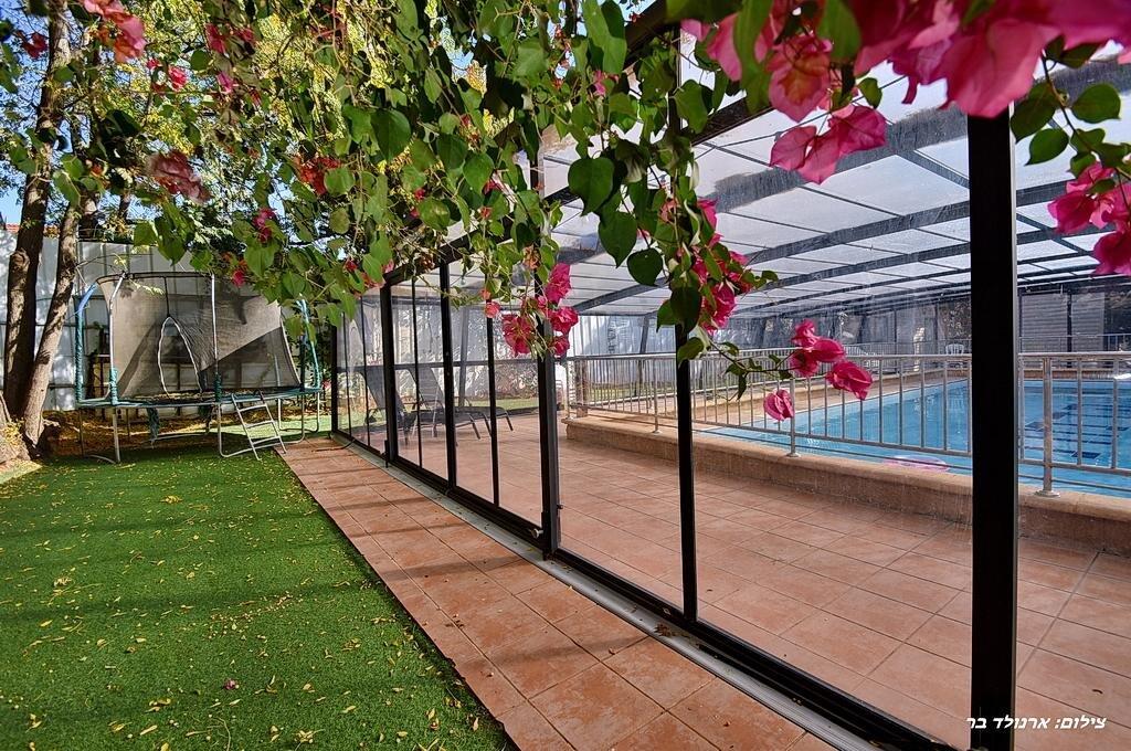 המתחם החיצוני - חווית נופש מפנקת בקדמת עדן בצפון הארץ בגליל 20866