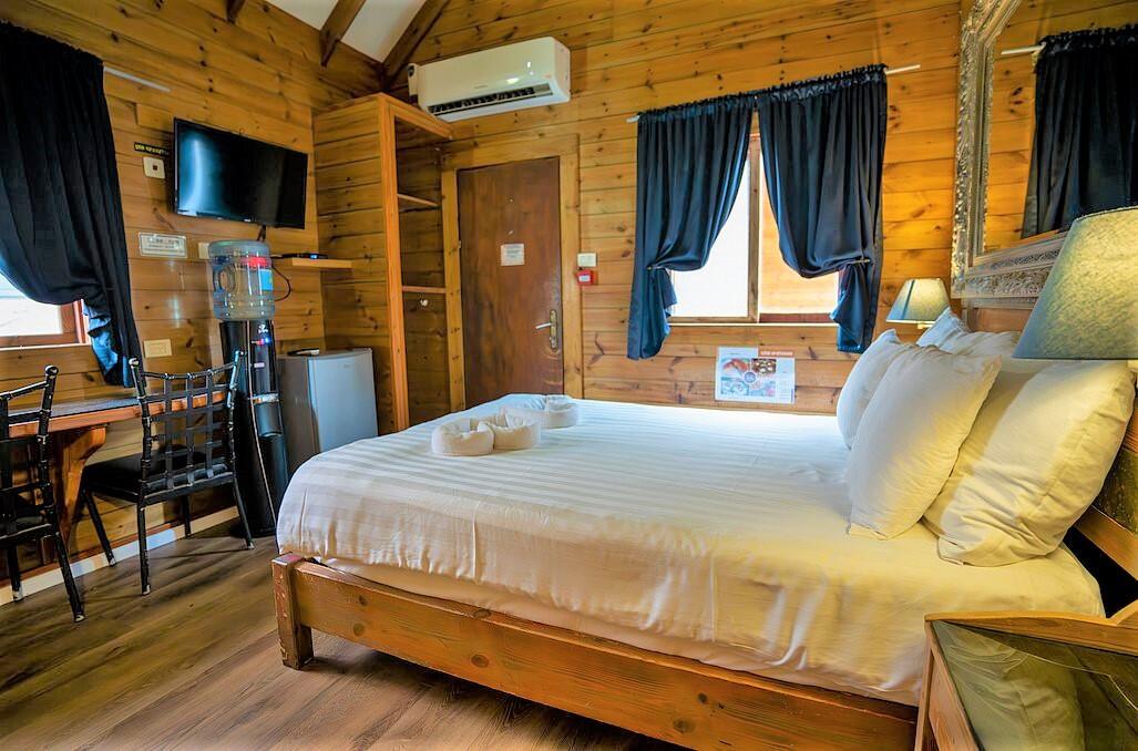 צימרים עם ג'קוזי פרטי - נווה בר - מלון בוטיק בכפר 89121