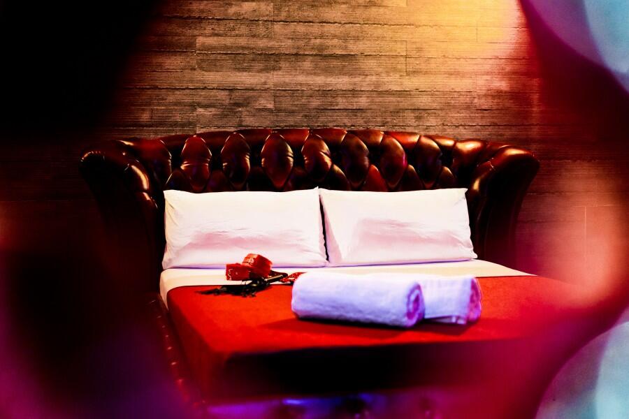 49 גוונים של אדום - סיטי ספא - rooms4you חדרים לפי שעה בראשון לציון 106339