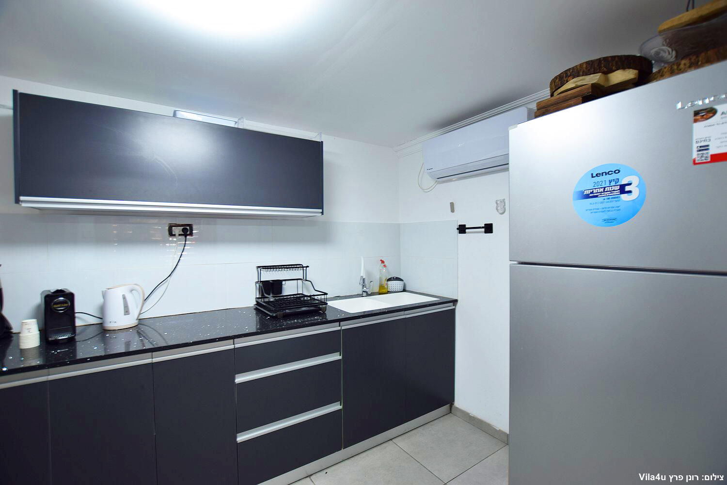 חצר המתחם - קסם בבוסתן 41938