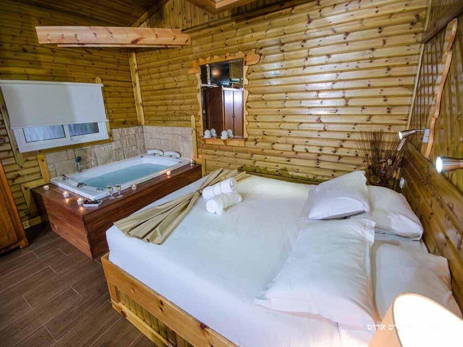 בקתת האוהבים - הבקתות של סיוון - רומס 4 יו 17213