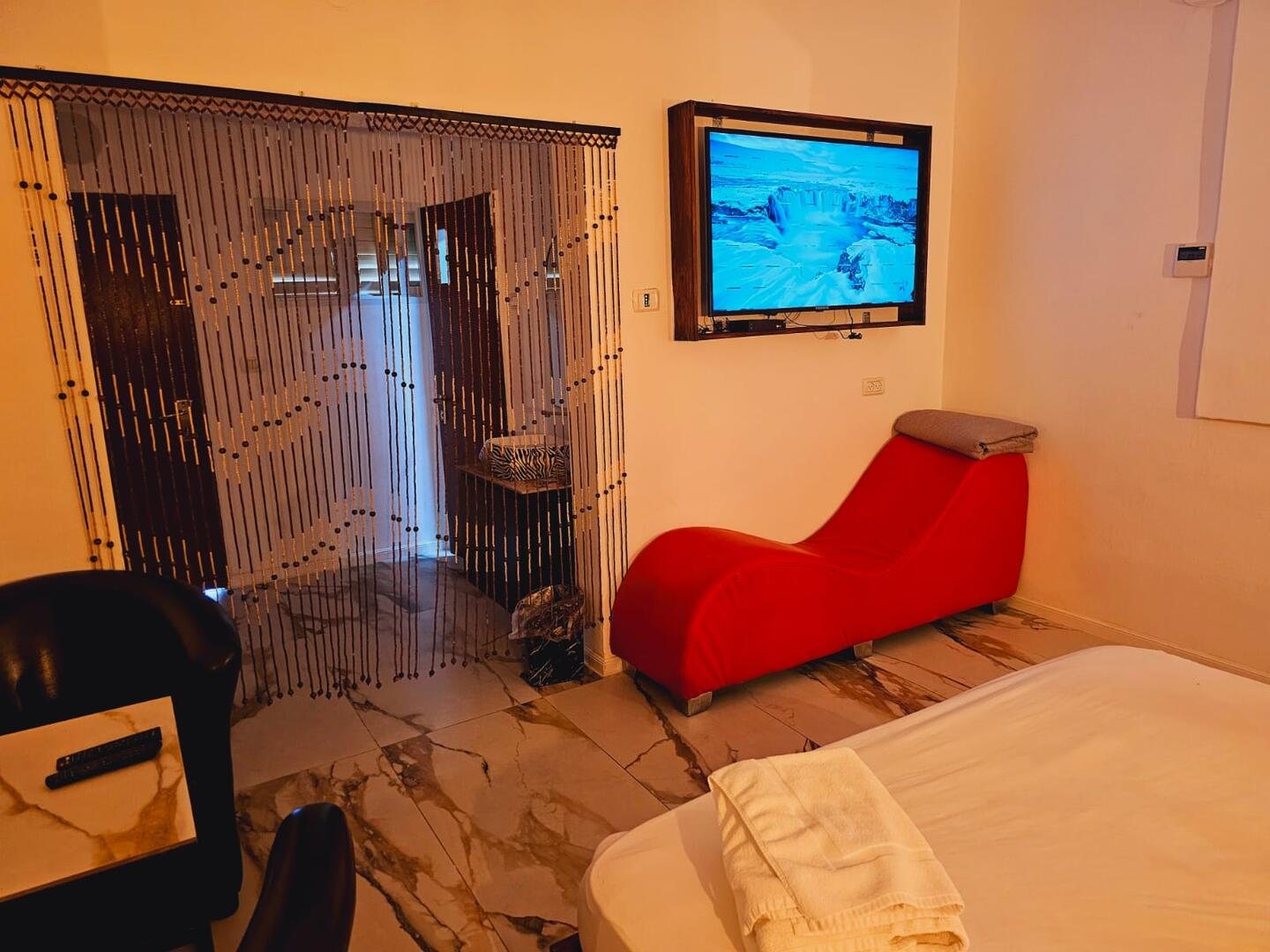 צימר 4 - צימר בכפר - צימרים לפי שעה בכפר סבא 107971