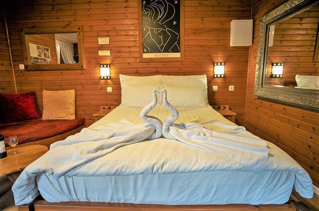 צימרים עם ג'קוזי פרטי - נווה בר - מלון בוטיק בכפר 89111